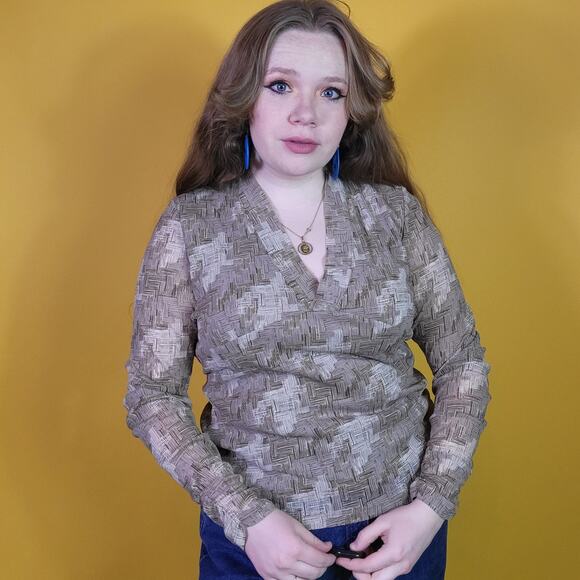 Y2k Axcess Brown and Tan Long Sleeve V-Neck Top, L - Picture 3 of 6